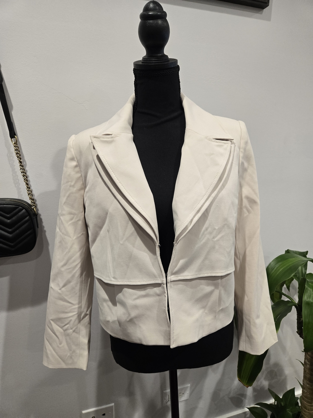 Women’s Cream Cropped Blazer Jacket